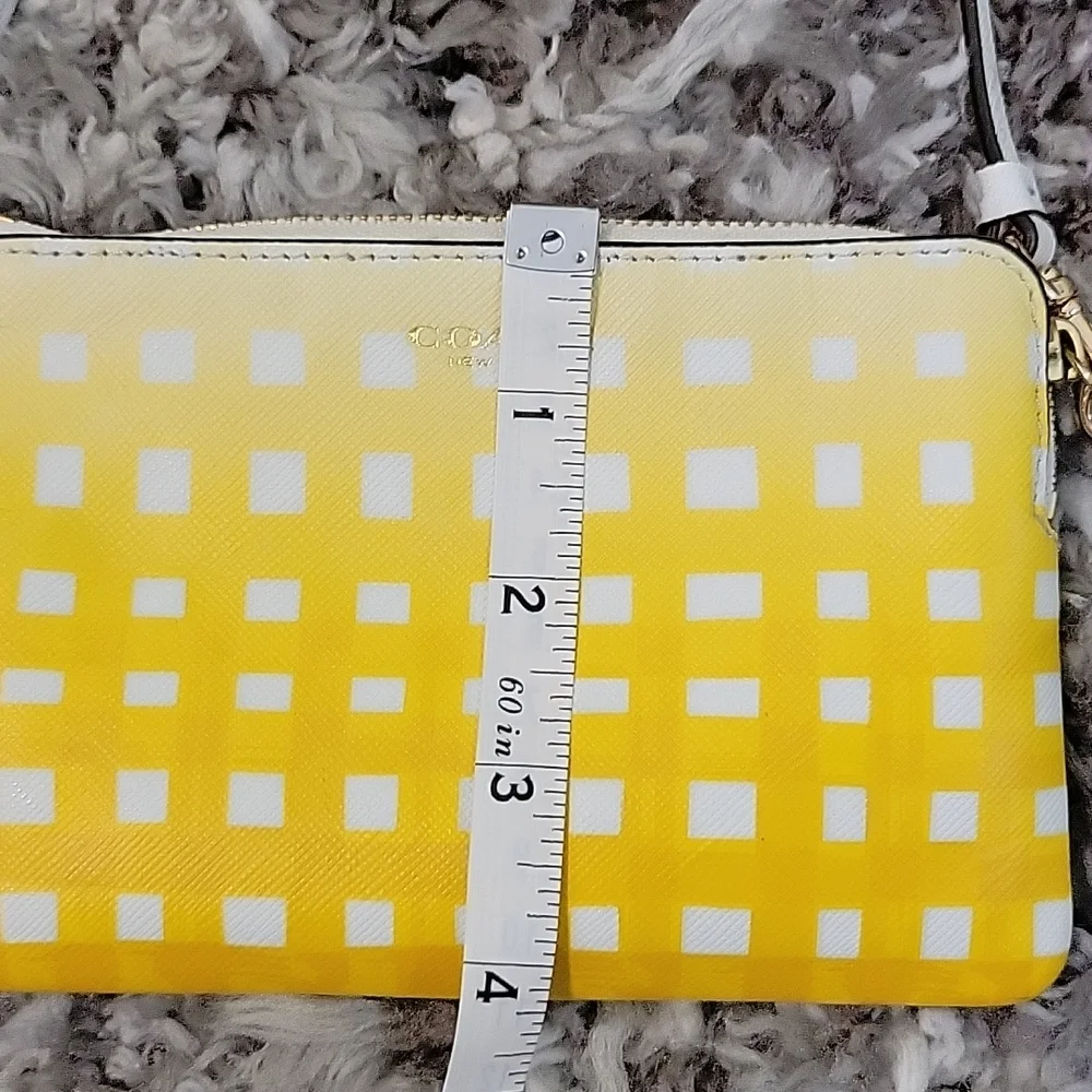 Coach Wristlet - Picture 8 of 8